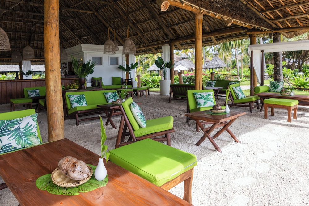 Breezes Beach Club & Spa 56/64