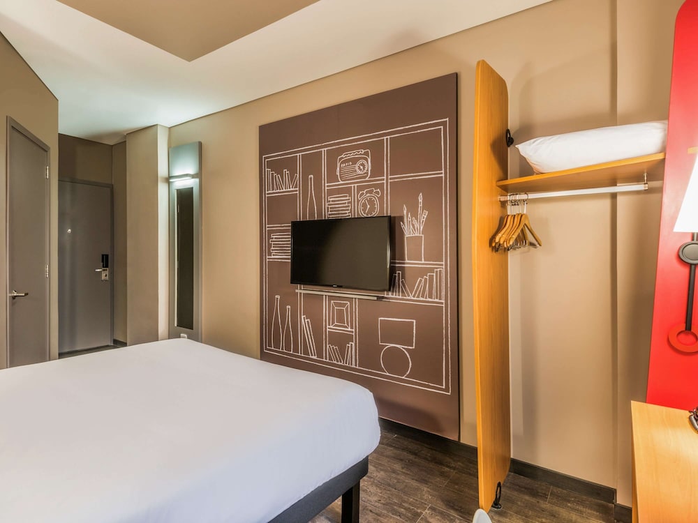 Ibis Barranquilla 19/71