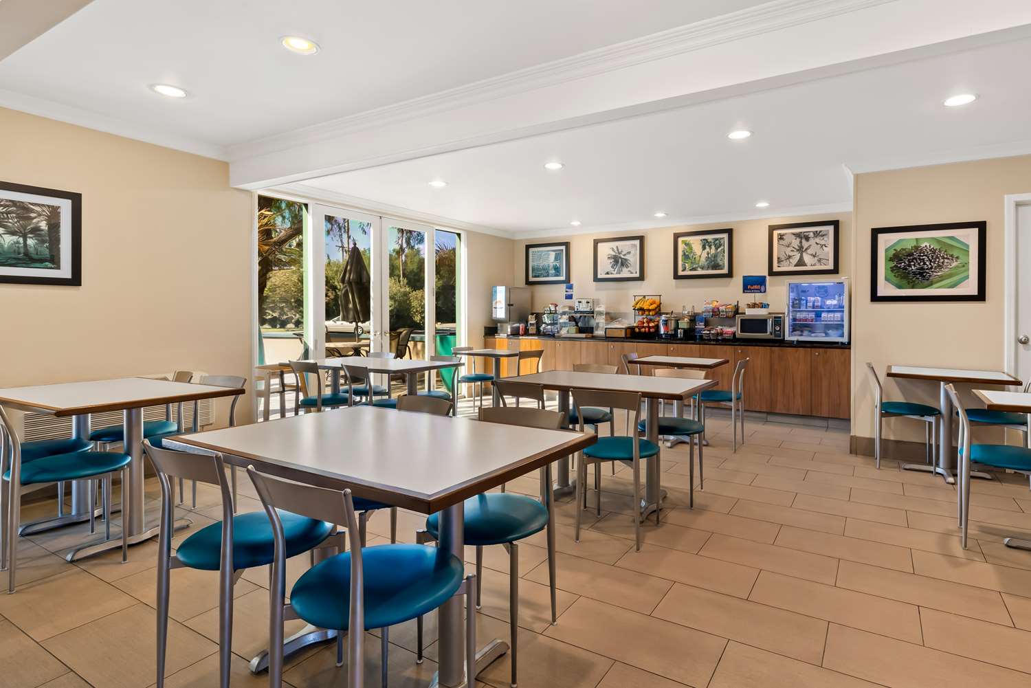 Best Western Date Tree Hotel 38/49