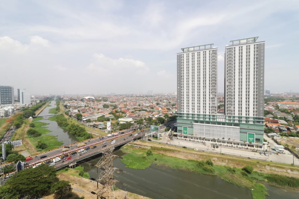 apartment gunawangsa merr by rava