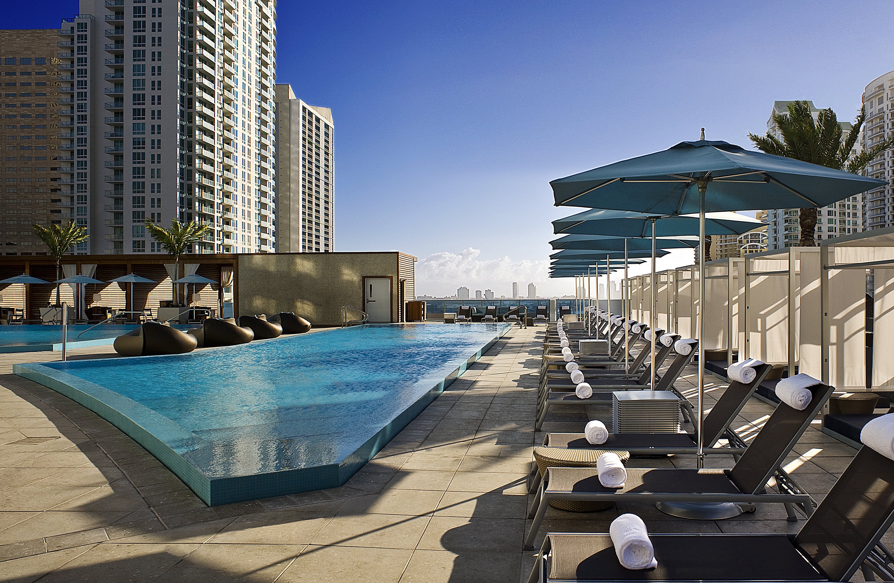Kimpton Epic Hotel 76/77