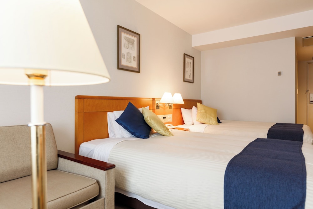 SUPERIOR, TWIN BEDS
