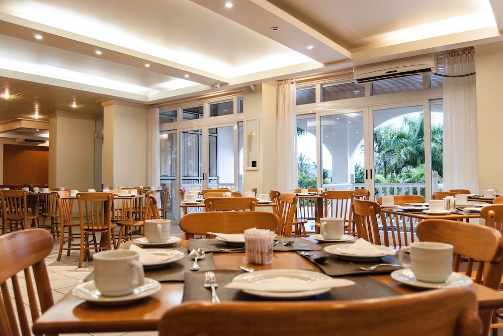 restaurant-cafeteria