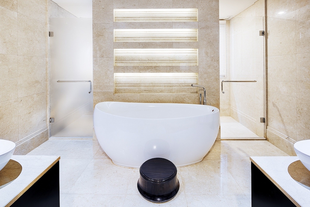 Luxury Apartment At Ayana Residences 48/50