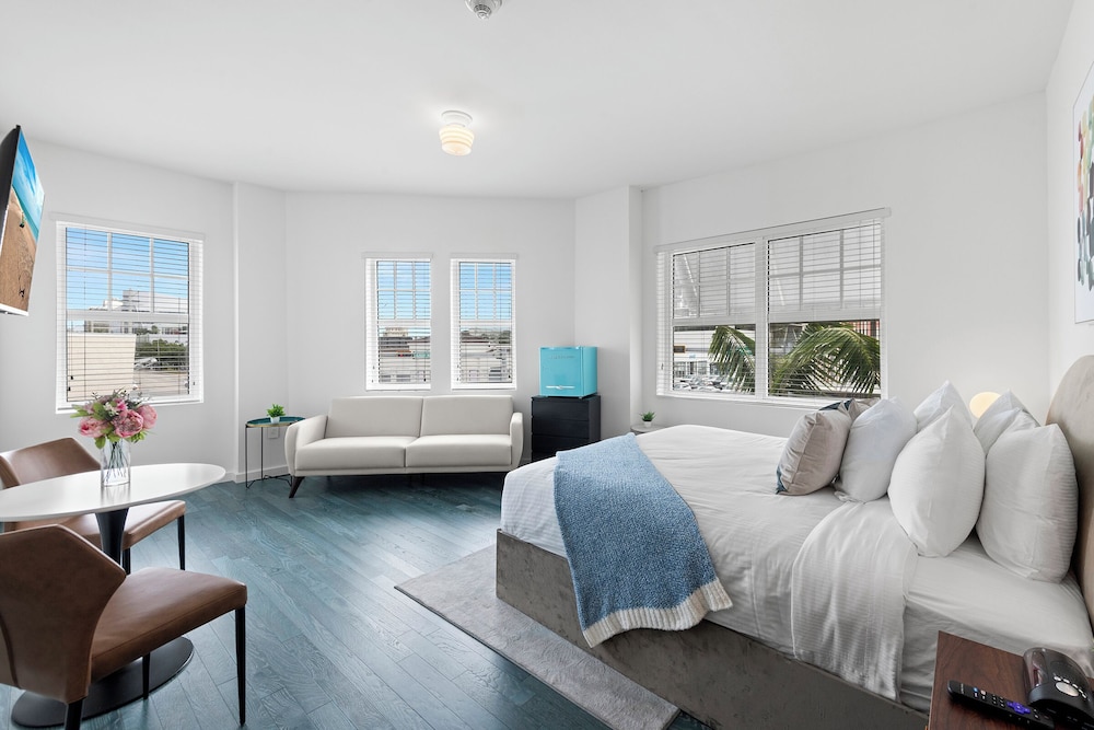 Global Luxury Suites At The Apex Miami 29/50
