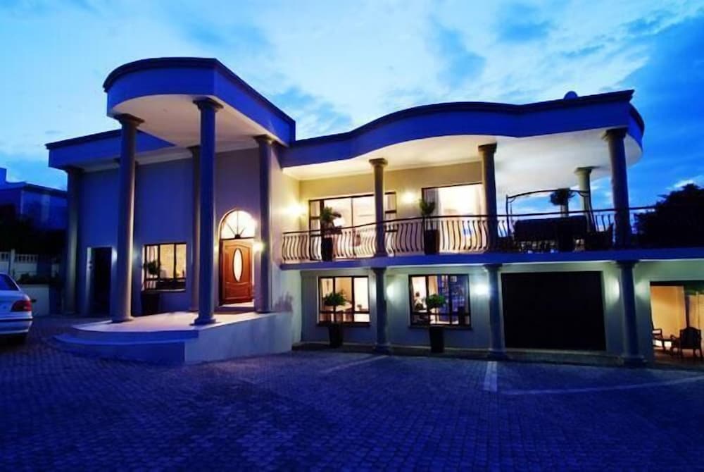 Sanchia Luxury Guesthouse 2/27