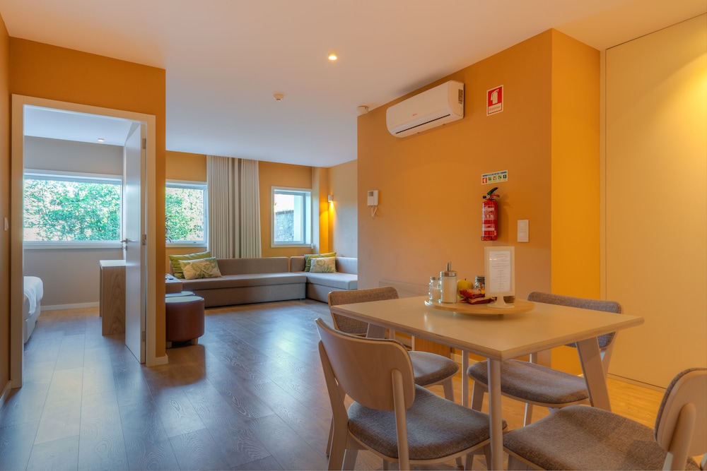 Spot Family Apartments 44/57