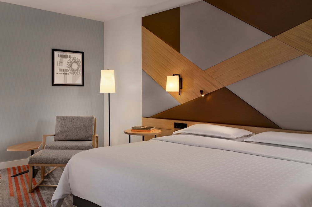Sheraton Amsterdam Airport 10/55