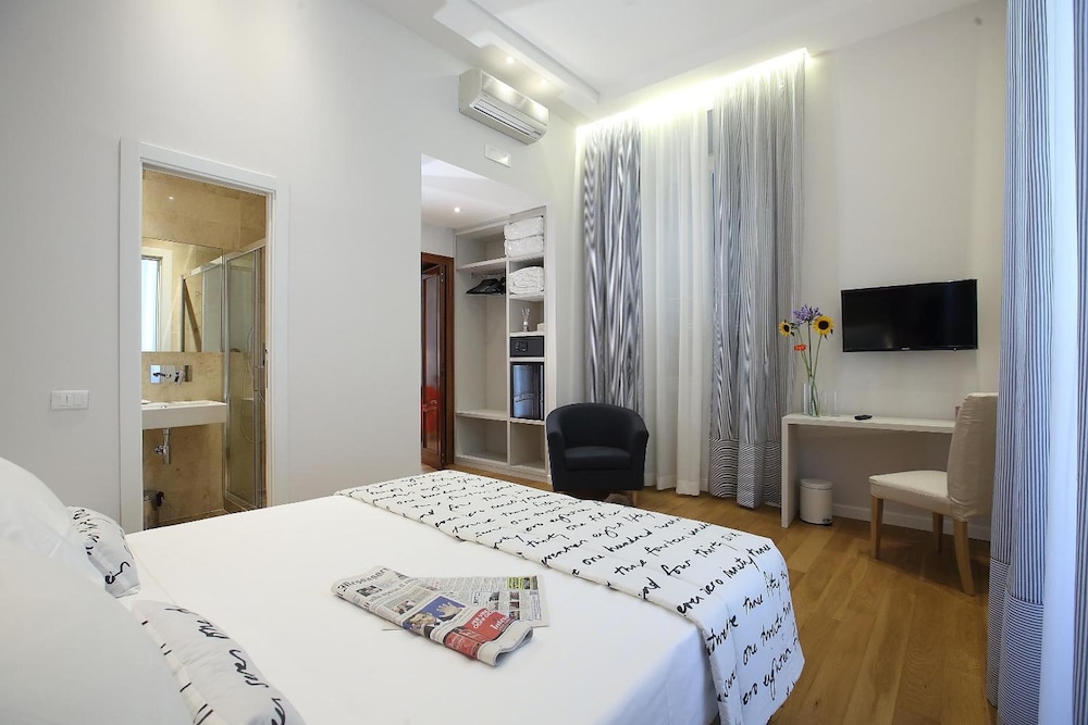 Sofia's Suites 14/46