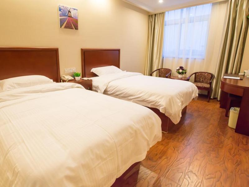 GreenTree Inn ChangZhou Wujin District South ChangWu Road West JingDe Road QianHuang Express Hotel 6/45