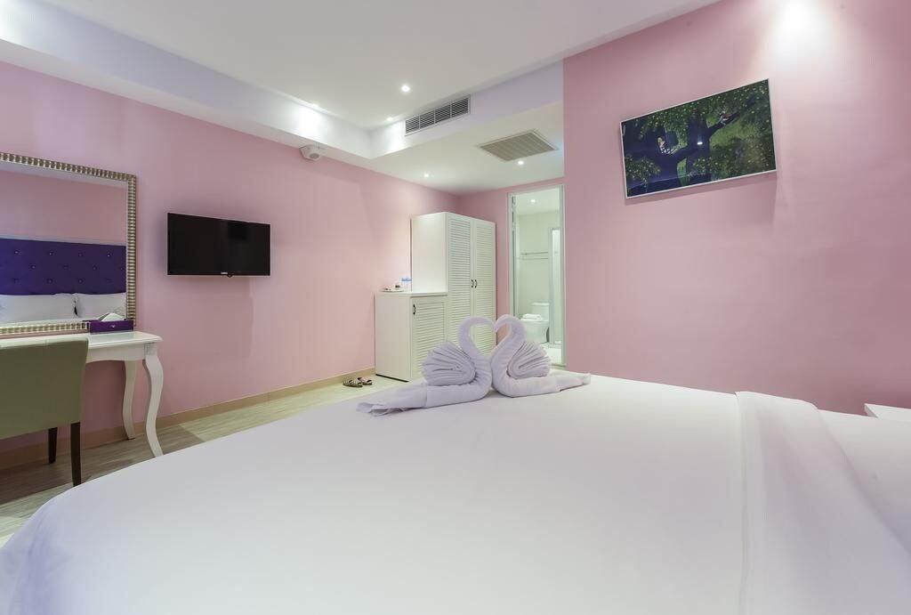 SUPERIOR, DOUBLE BED