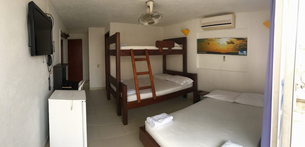 Hotel La Fragata 29/50