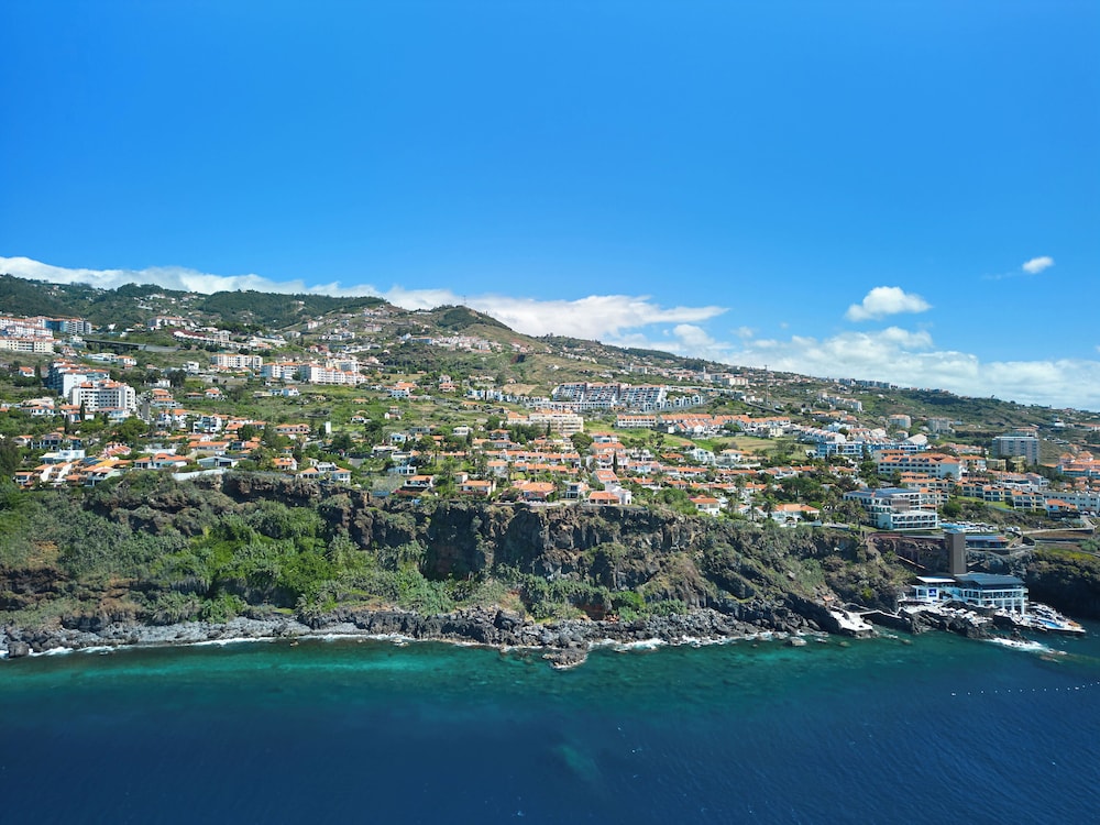 Inn & Art Madeira 61/67
