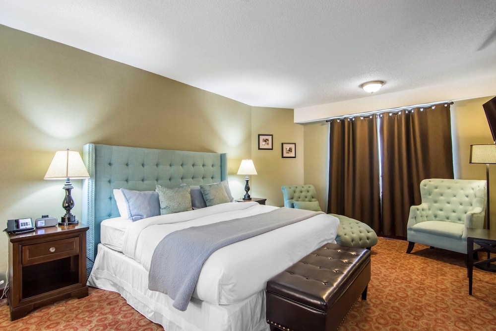 Quality Hotel Drumheller 11/40