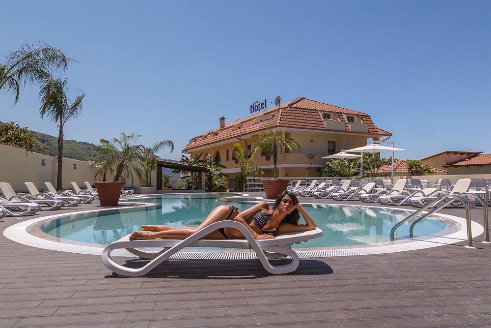 Hotel La Praia 16/17