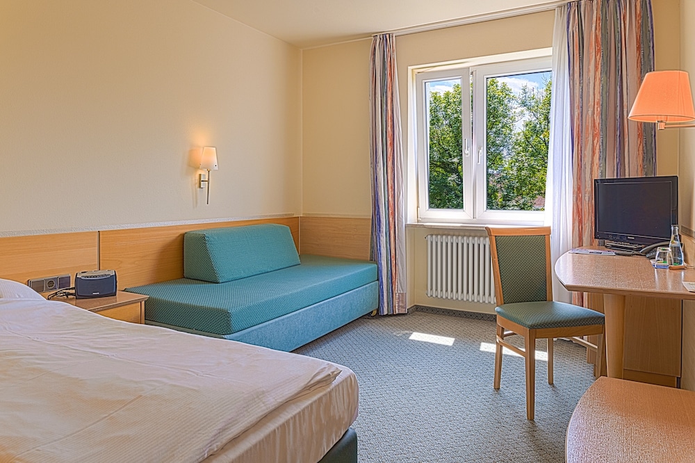 Am Moosfeld Hotel Munich 30/50