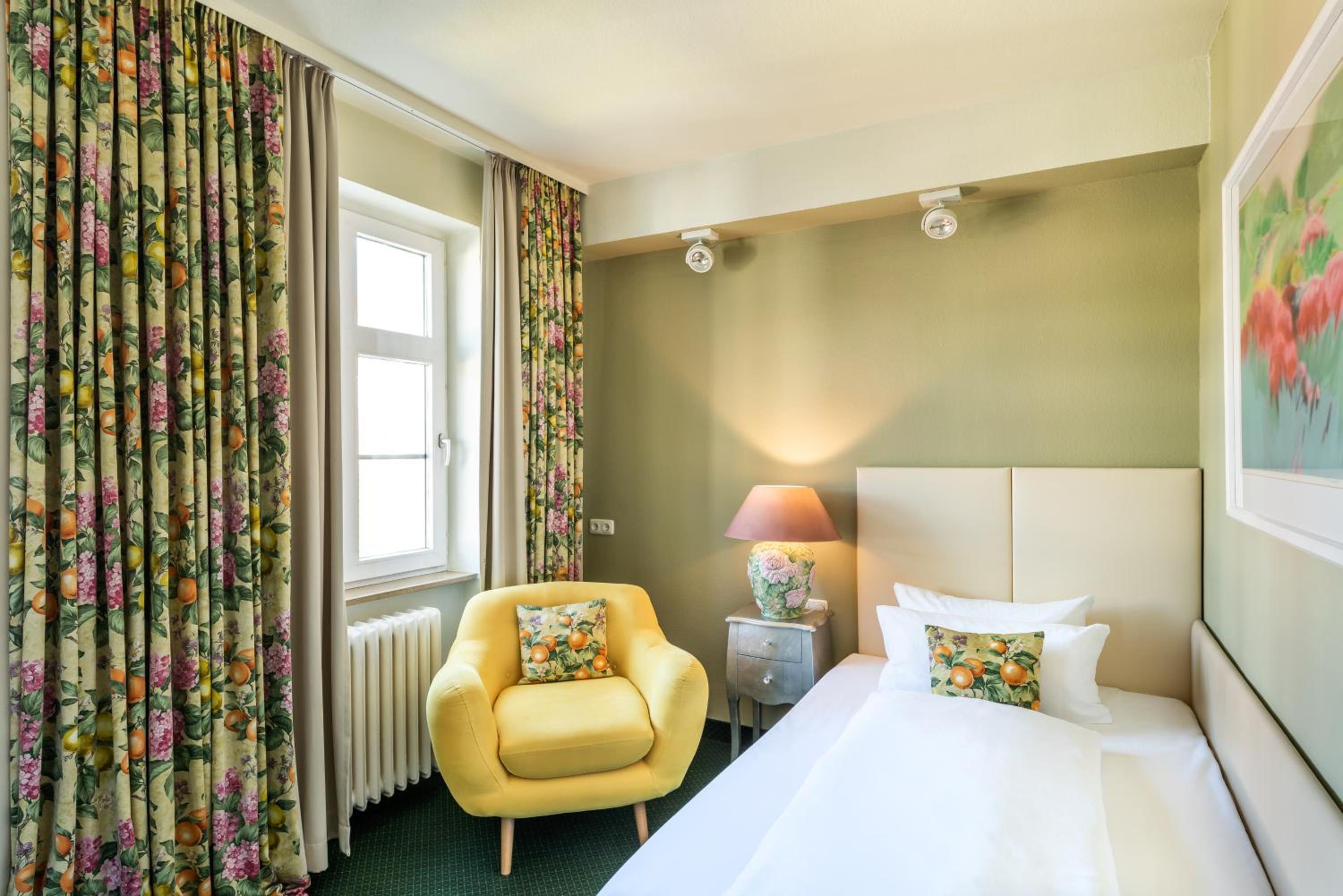 Comfort, Single, Hotel Wurzburger Hof 2/20