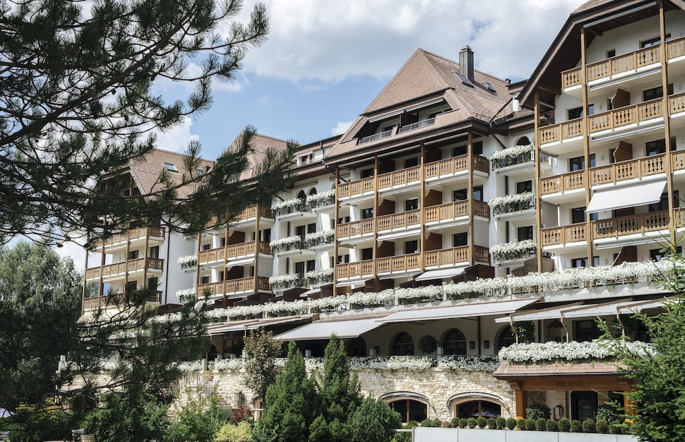 The Park Gstaad, Four Seasons Hotel 2/50