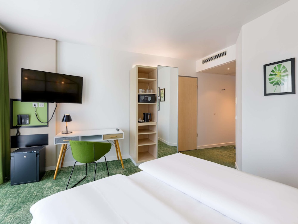MERCURE HOTEL HANNOVER MITTE 26/79