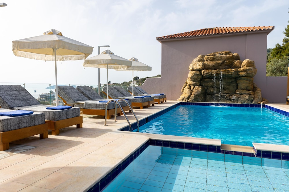 Skiathos Avaton Suites and Villas 62/66