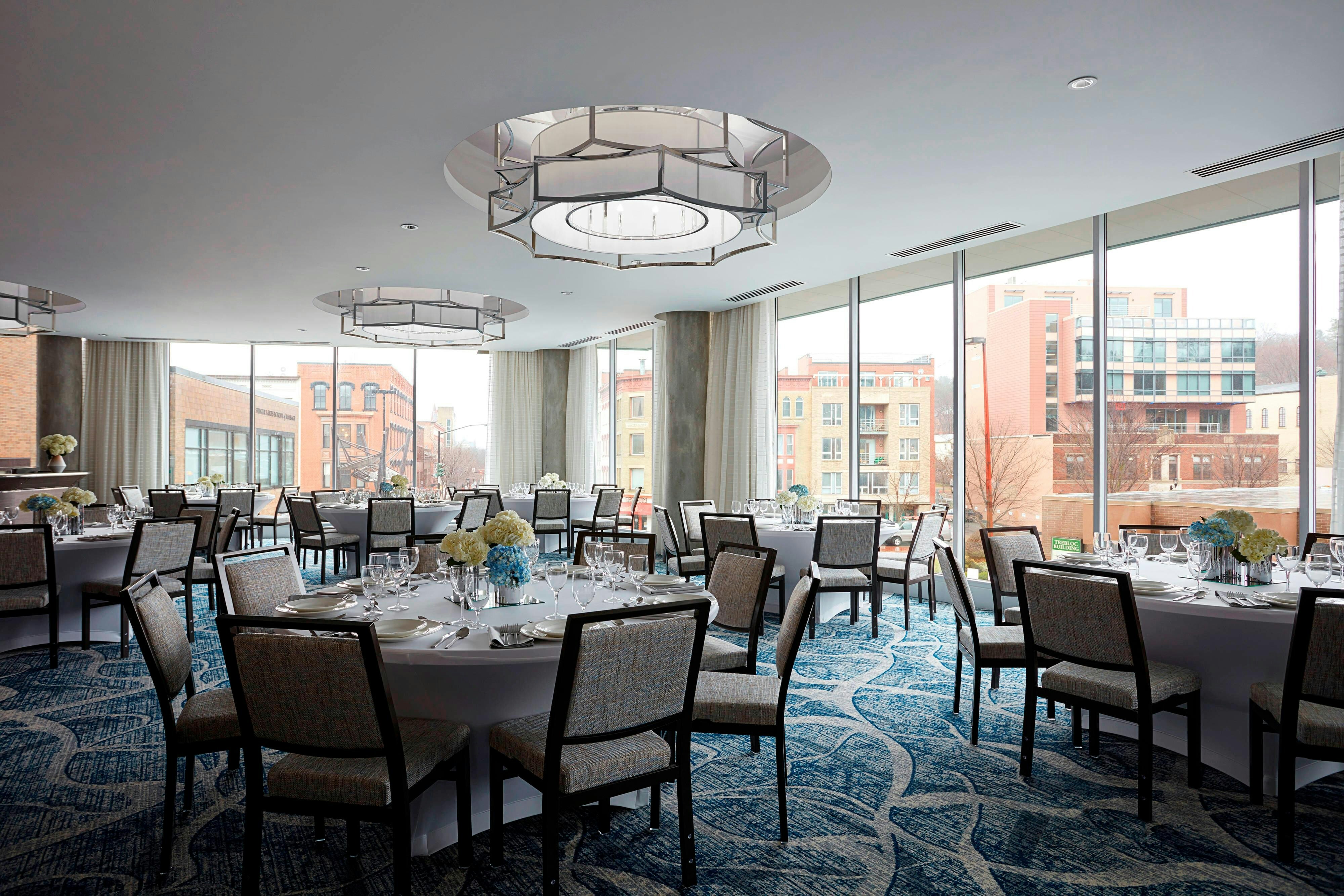 Ithaca Marriott Downtown On the Commons 28/41