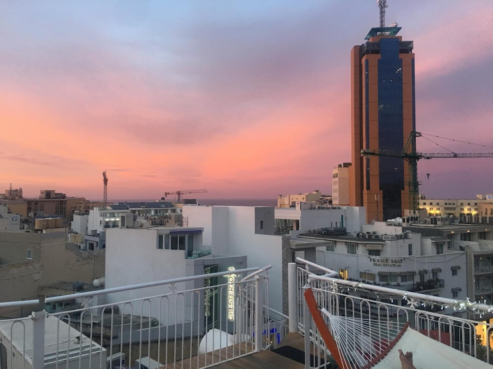 Marco Polo Malta Hostel 39/41