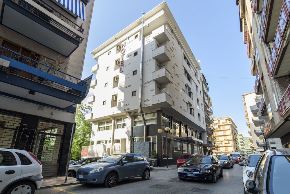 Hotel Palace 66/70