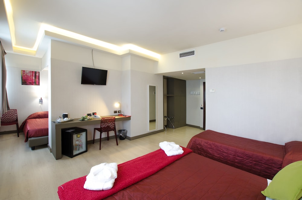 The Gate Hotel 42/71