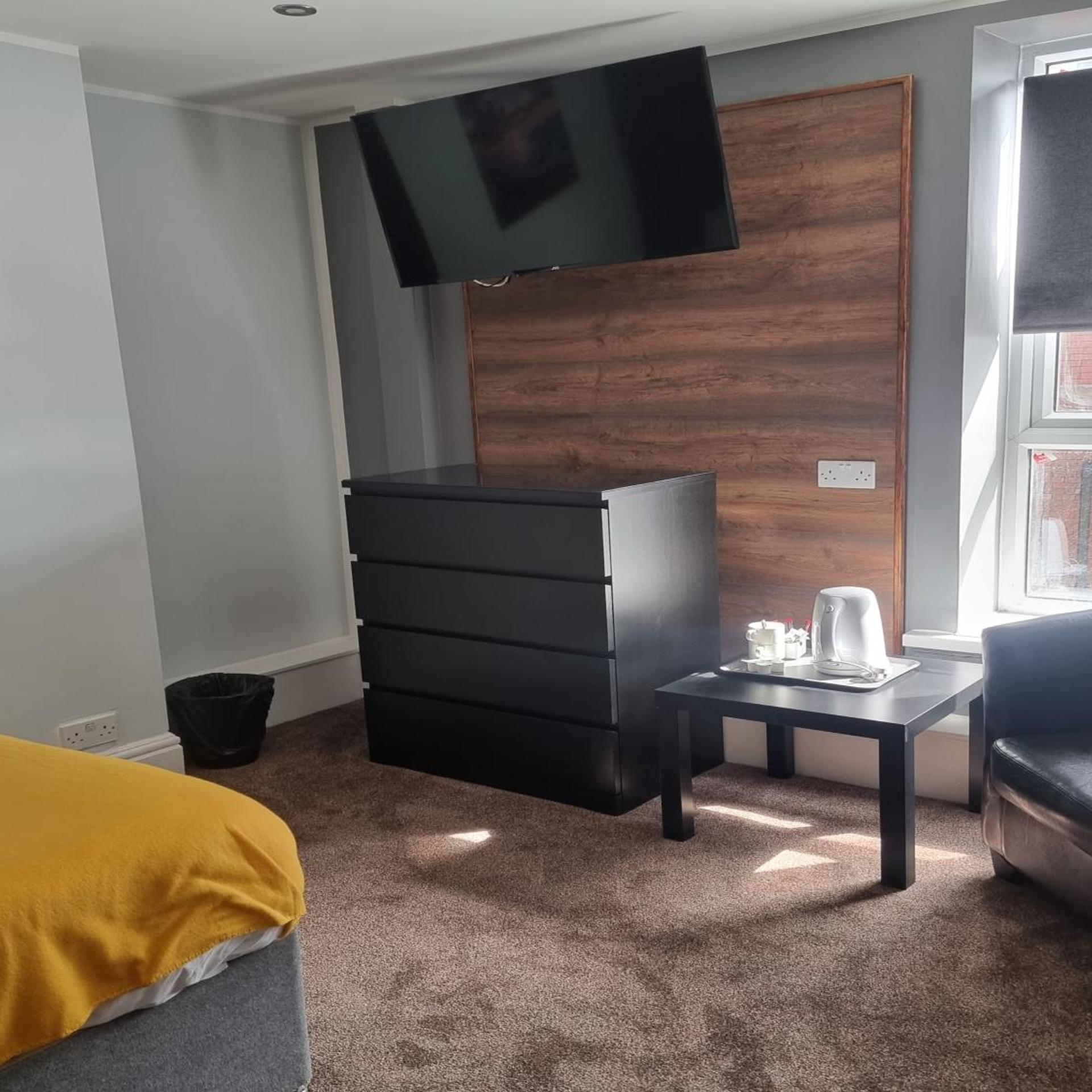 I Cloud 9 Hotel 30/50