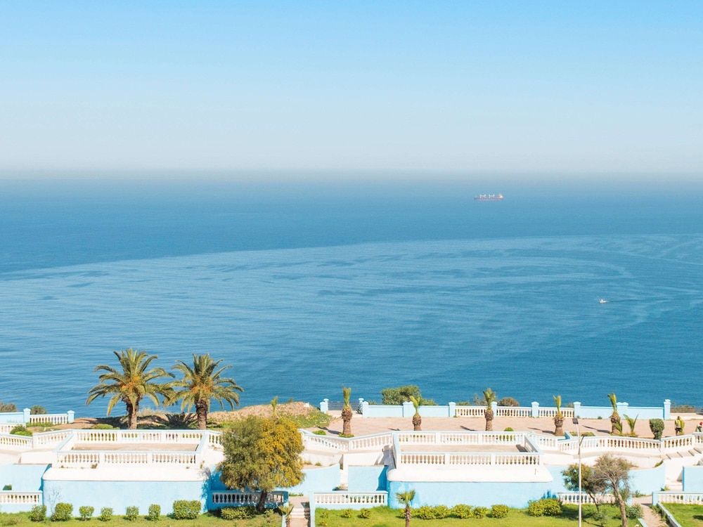 Ibis Oran Les Falaises 46/48