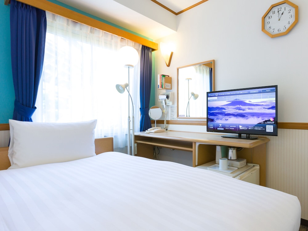 ROOM, TWIN BEDS, SMOKING