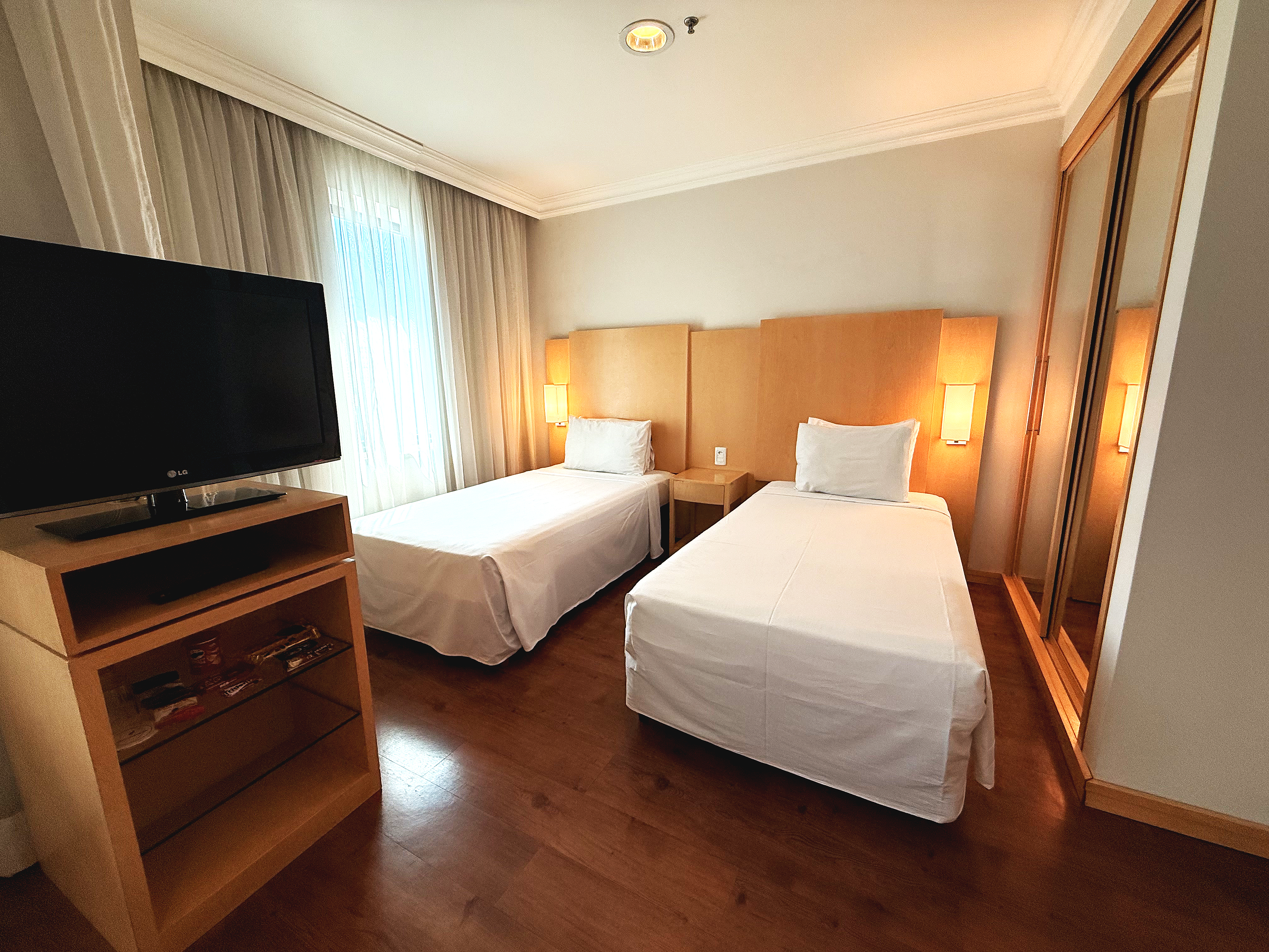 Superior, Single, 2 Beds