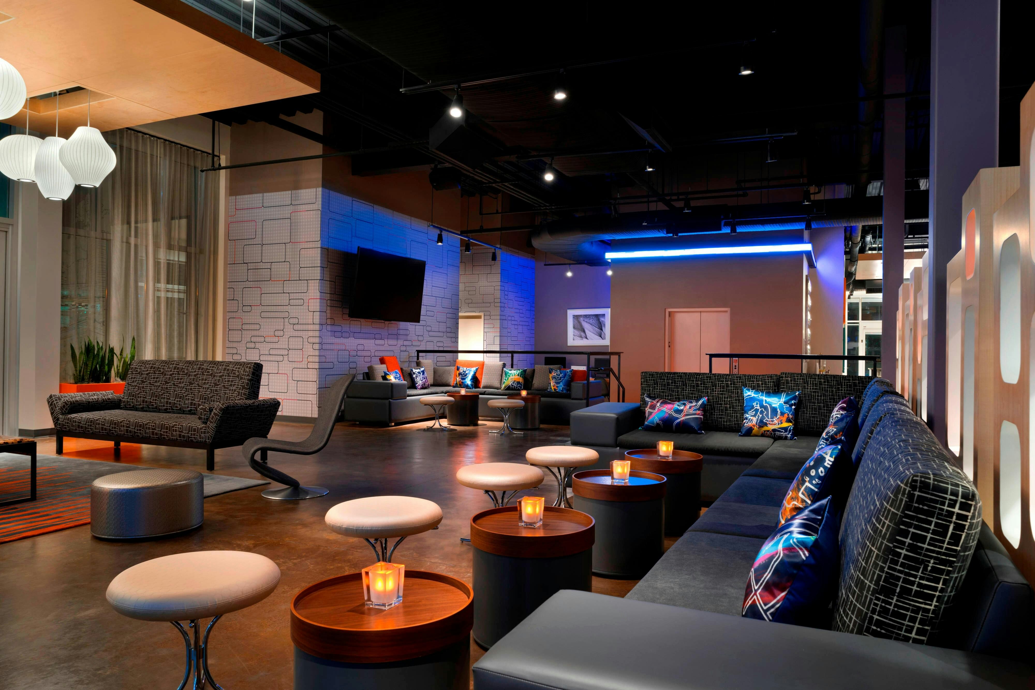 ALOFT COLUMBIA DOWNTOWN 4/4