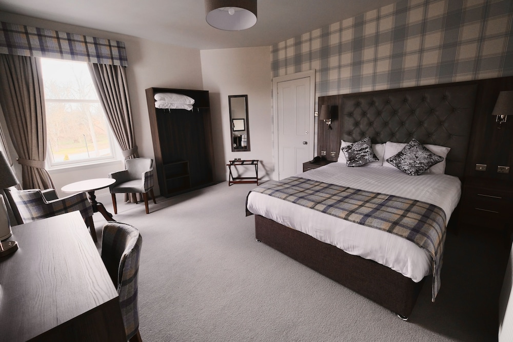 Fife Lodge 6/49