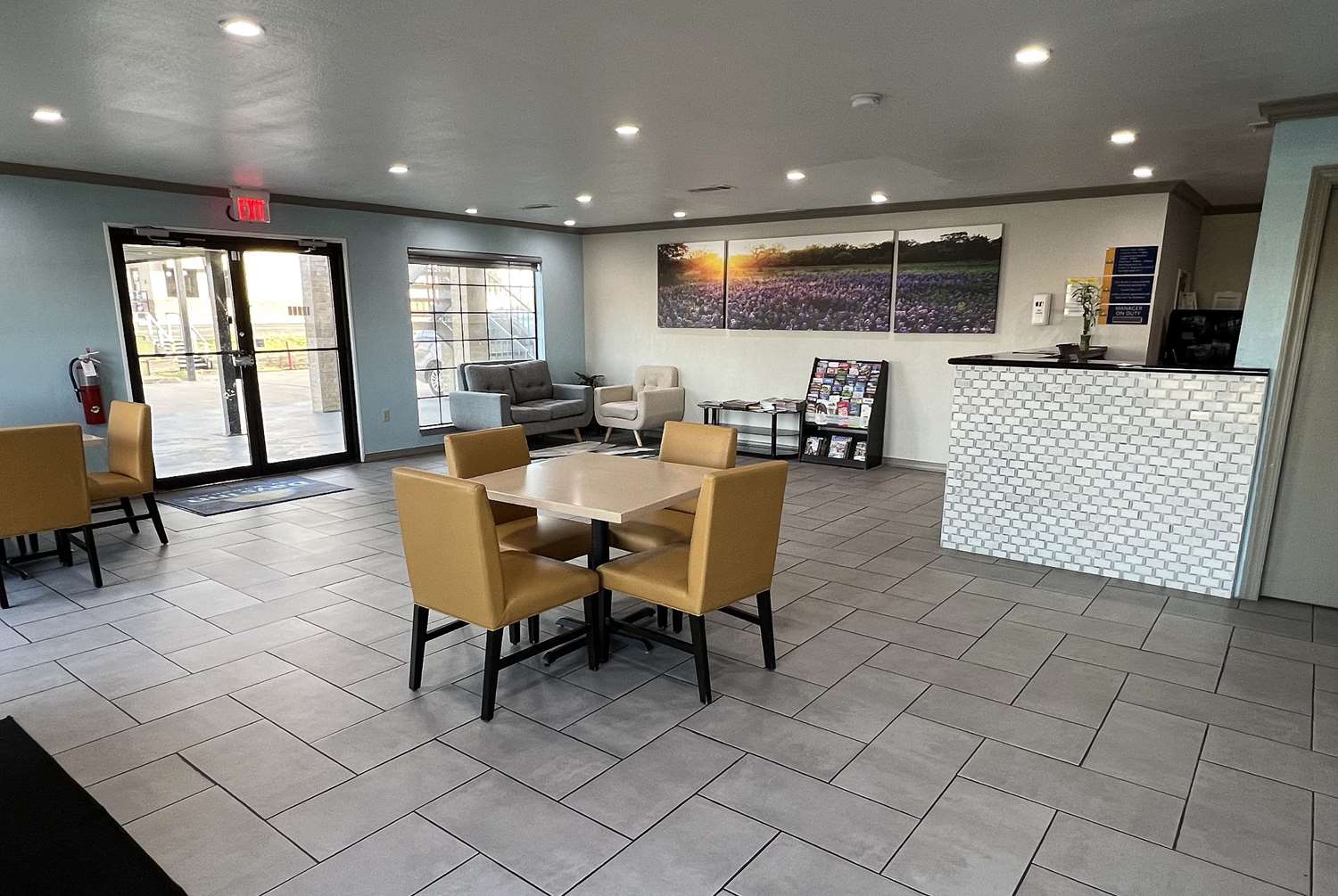 Days Inn By Wyndham Canton 35/43