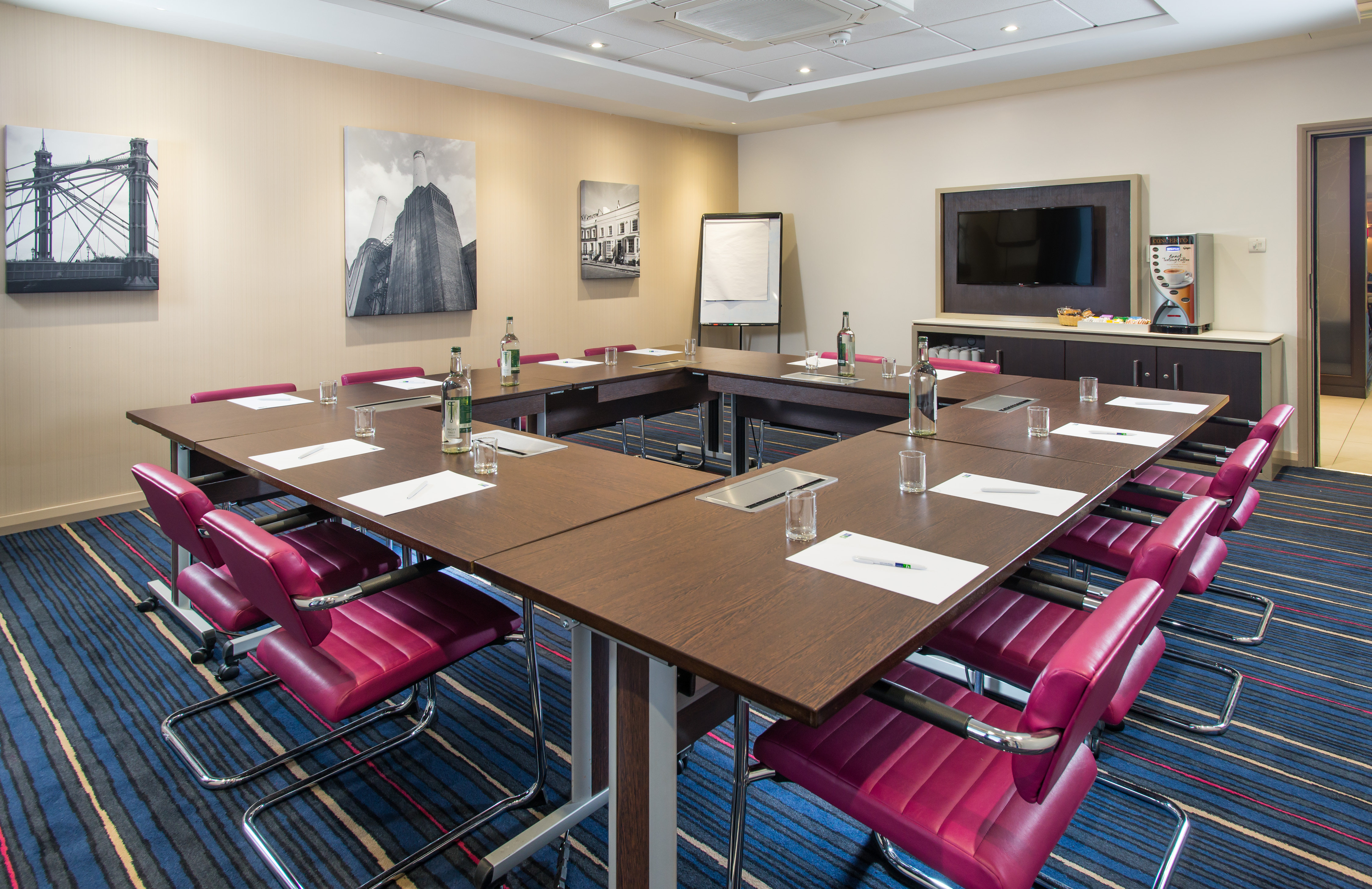 Holiday Inn Express London Wandsworth 21/32