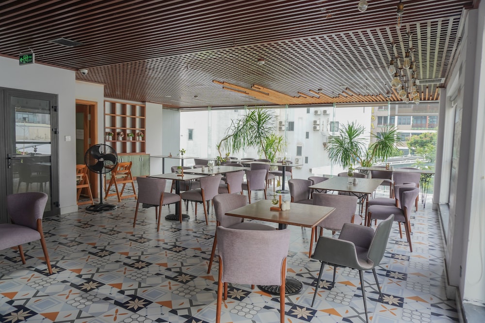 Jolia Hotel And Apartment - My Khe Beach 49/66