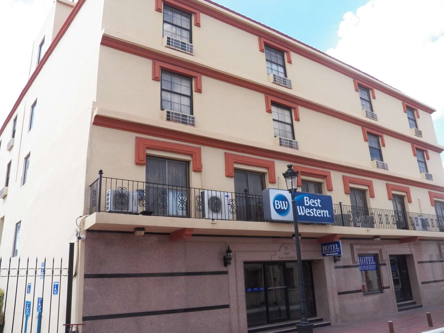 Best Western Hotel Plaza Matamoros 10/79