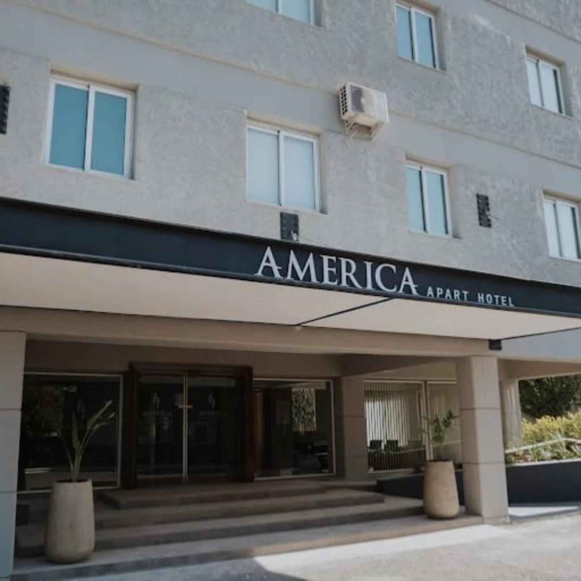 America Apart Hotel 1/36