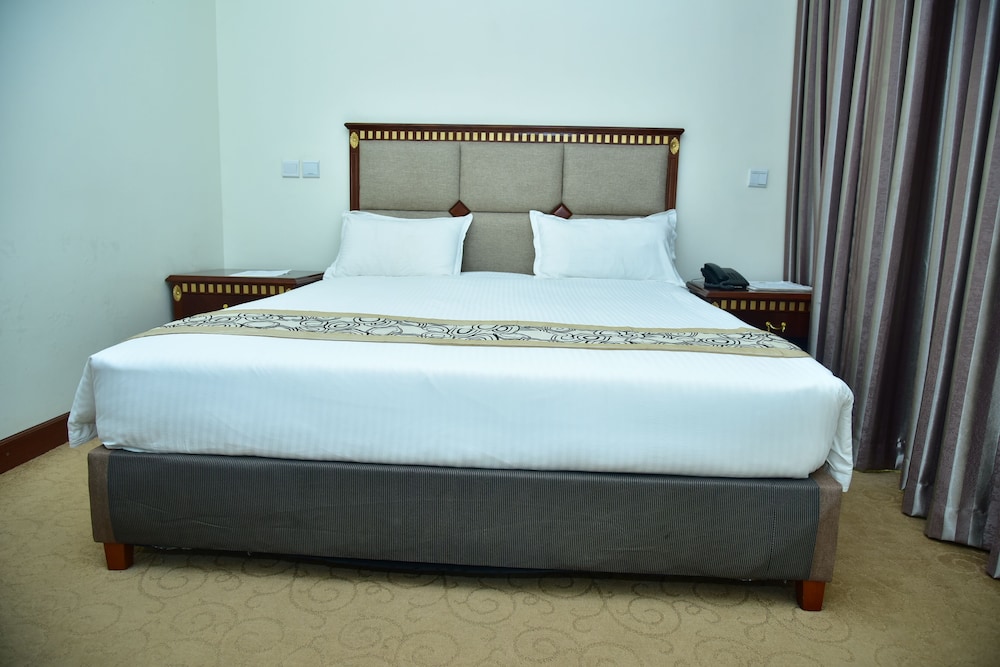 STANDARD, DOUBLE BED