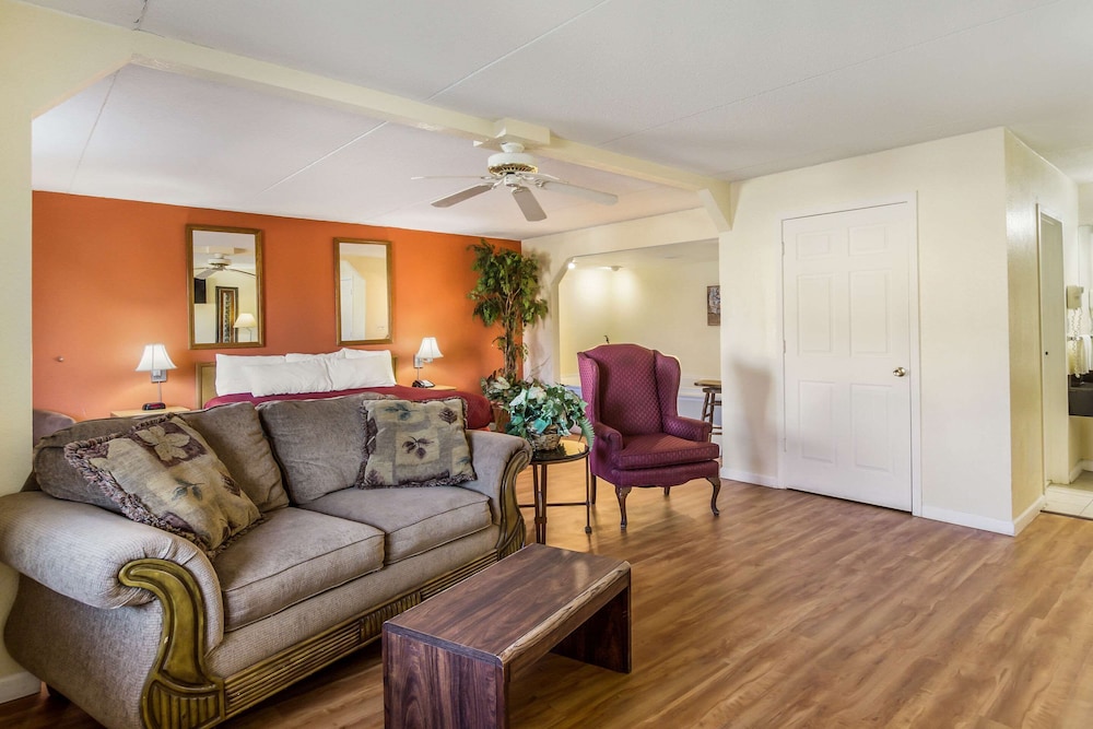 Americas Best Value Inn Danville, IL 31/50