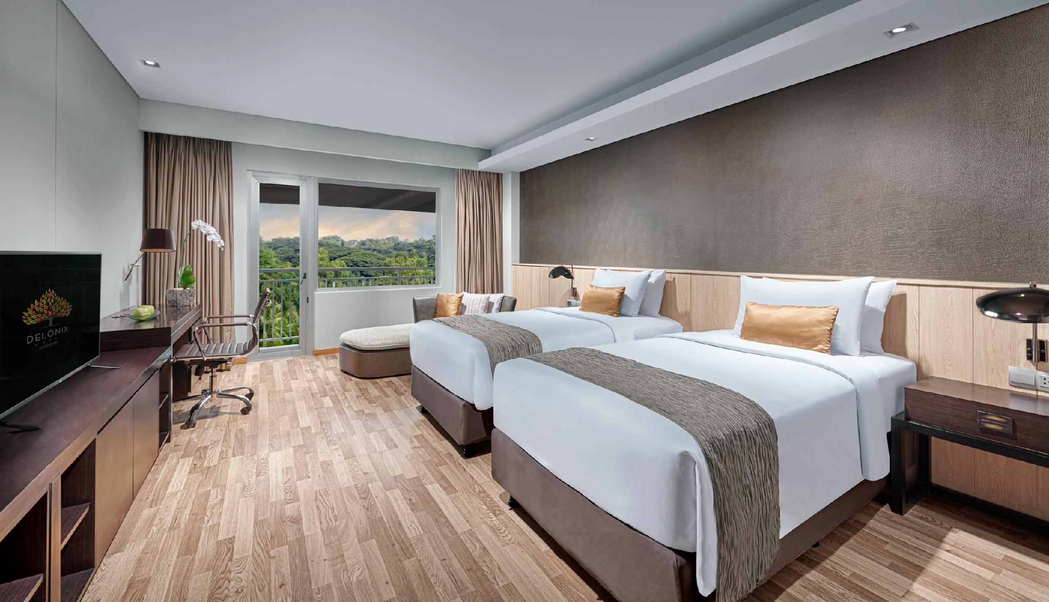 Studio, Single Bed, Golf Wing