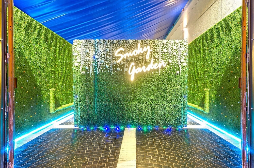 swimming pool spa