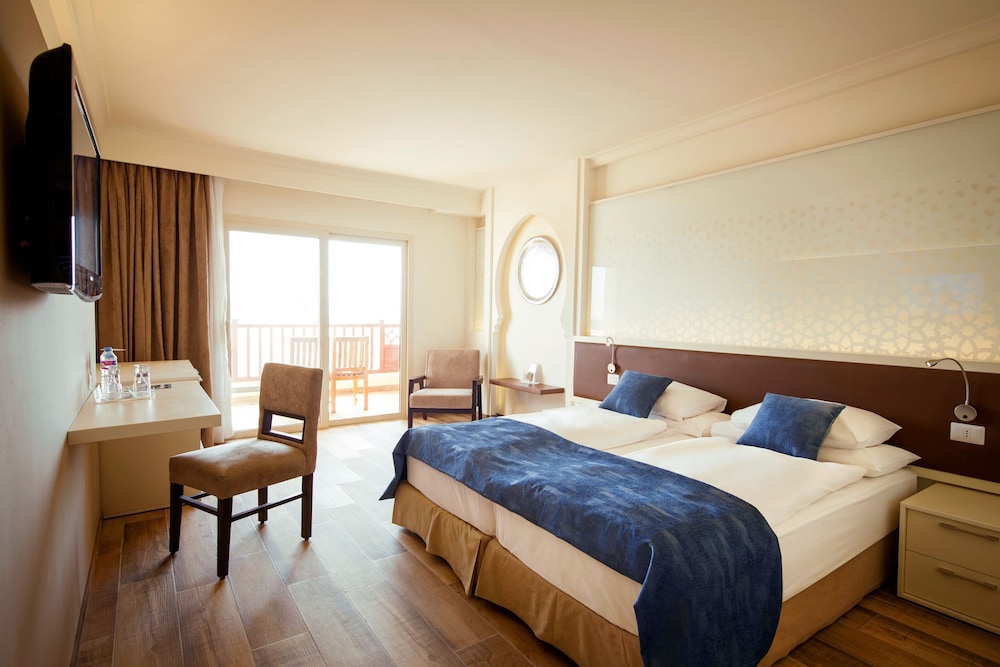 ECONOMY, DOUBLE BED