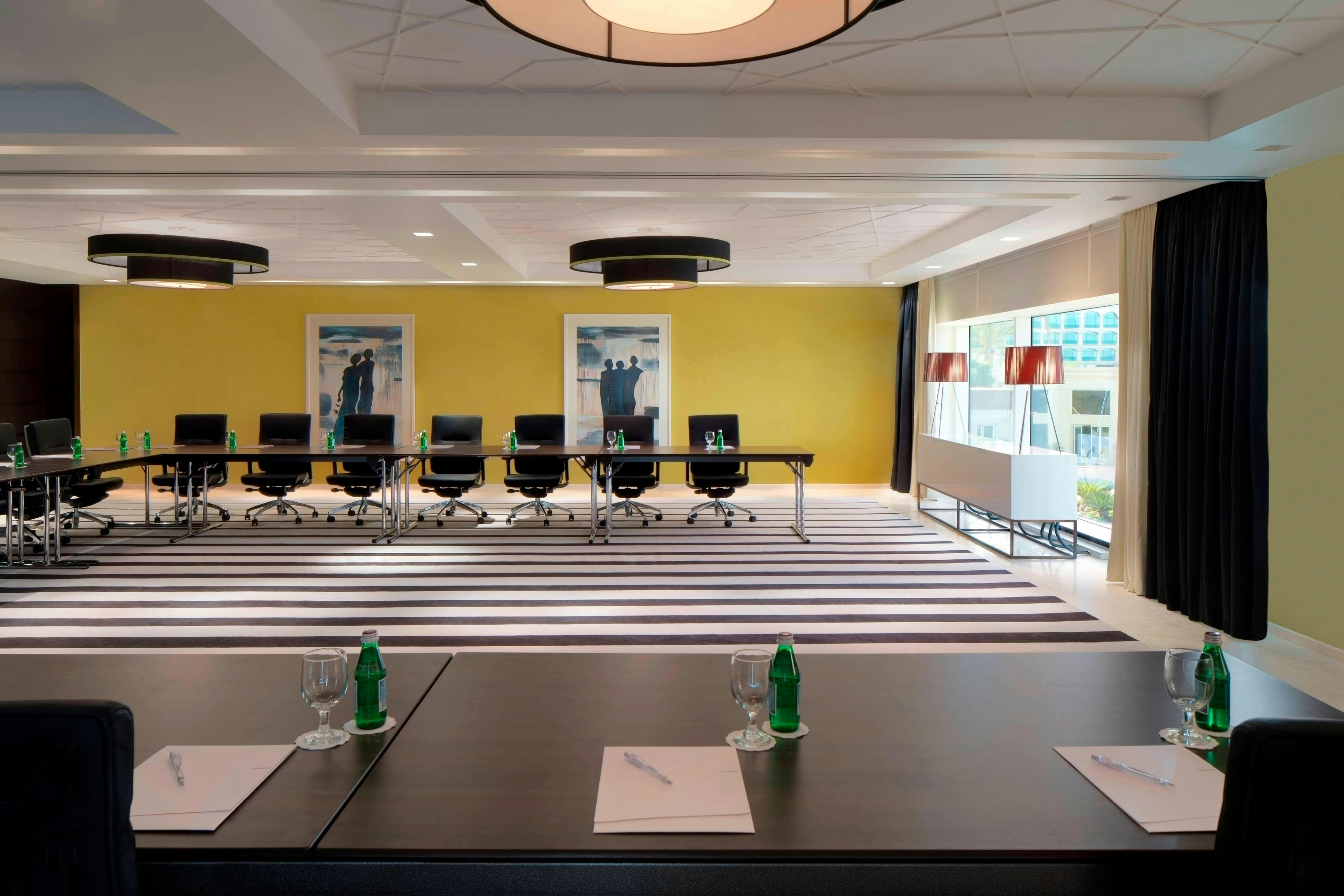 Le Meridien Dubai Hotel and Conference Centre 68/77