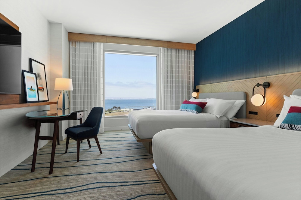 Room, 2 Queen Beds, Bay View