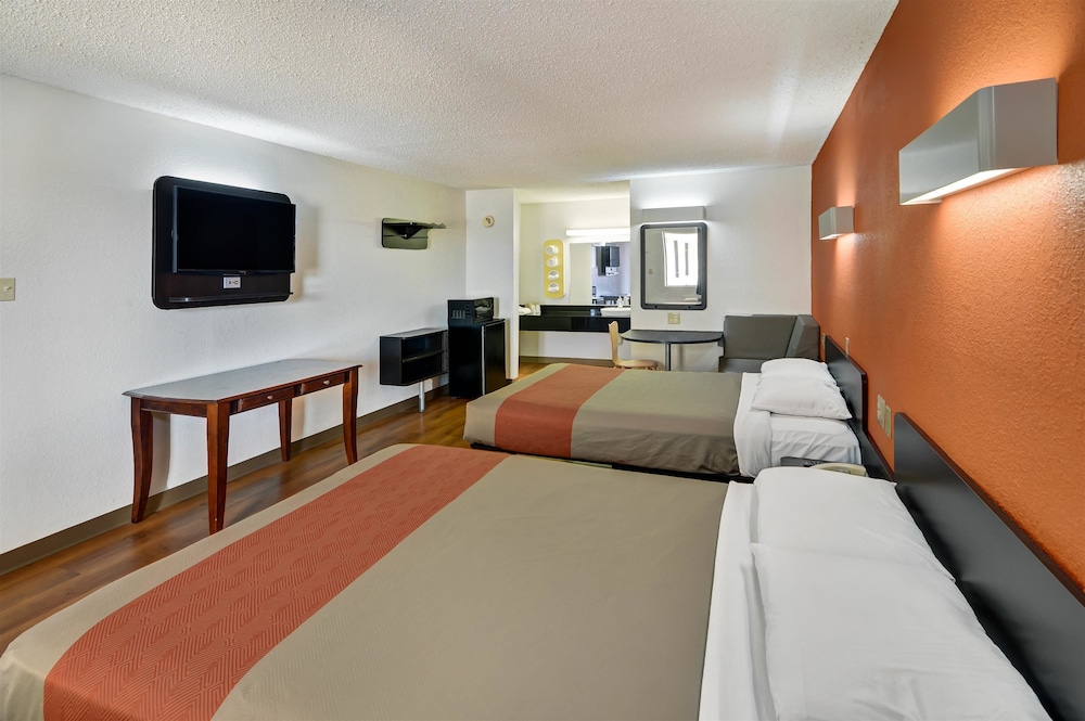 Motel6 Lindale, TX 15/34
