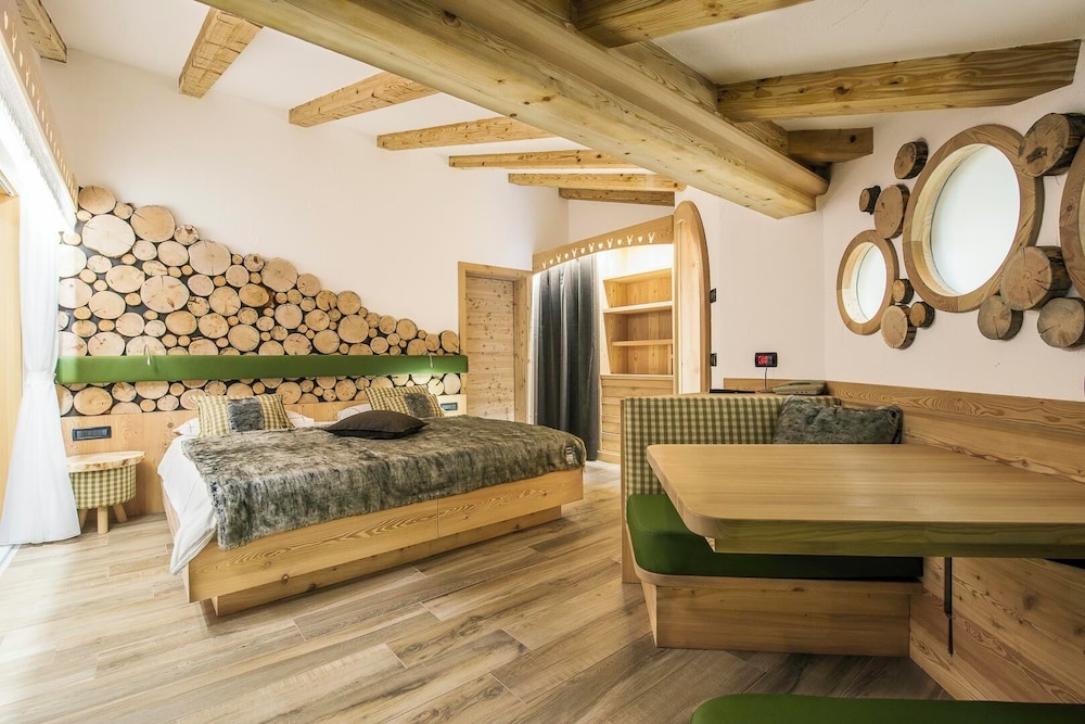 HOTEL CHALET PINETA 23/50