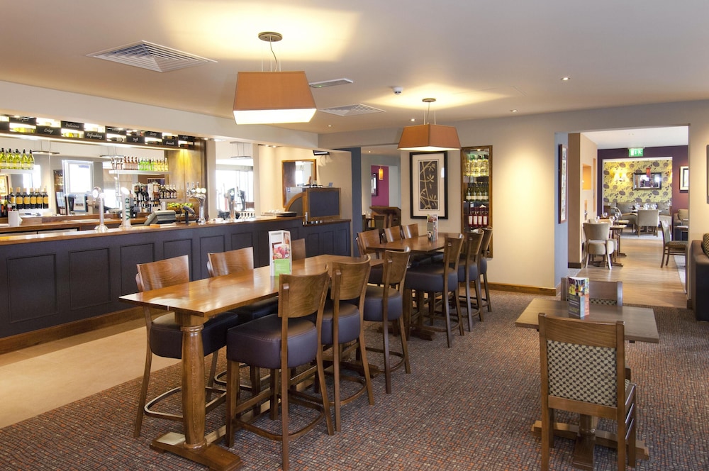 Premier Inn Heathrow Airport Terminal 5 41/58