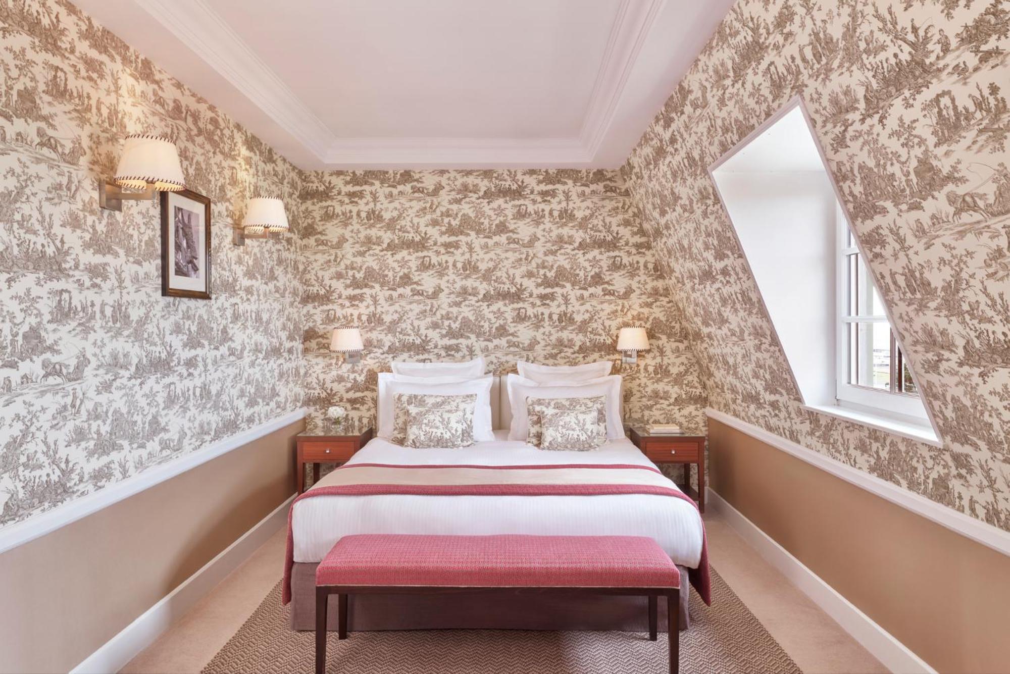 Prestige, Junior Suite, Queen Bed, Sea View